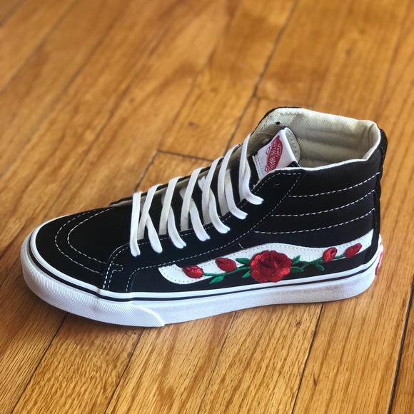 Custom rose vans - Picture 3 of 6